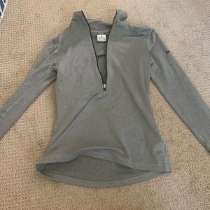 Nike Size small, womens dry fit long sleeve exercise shirt (DISCONTINUED)